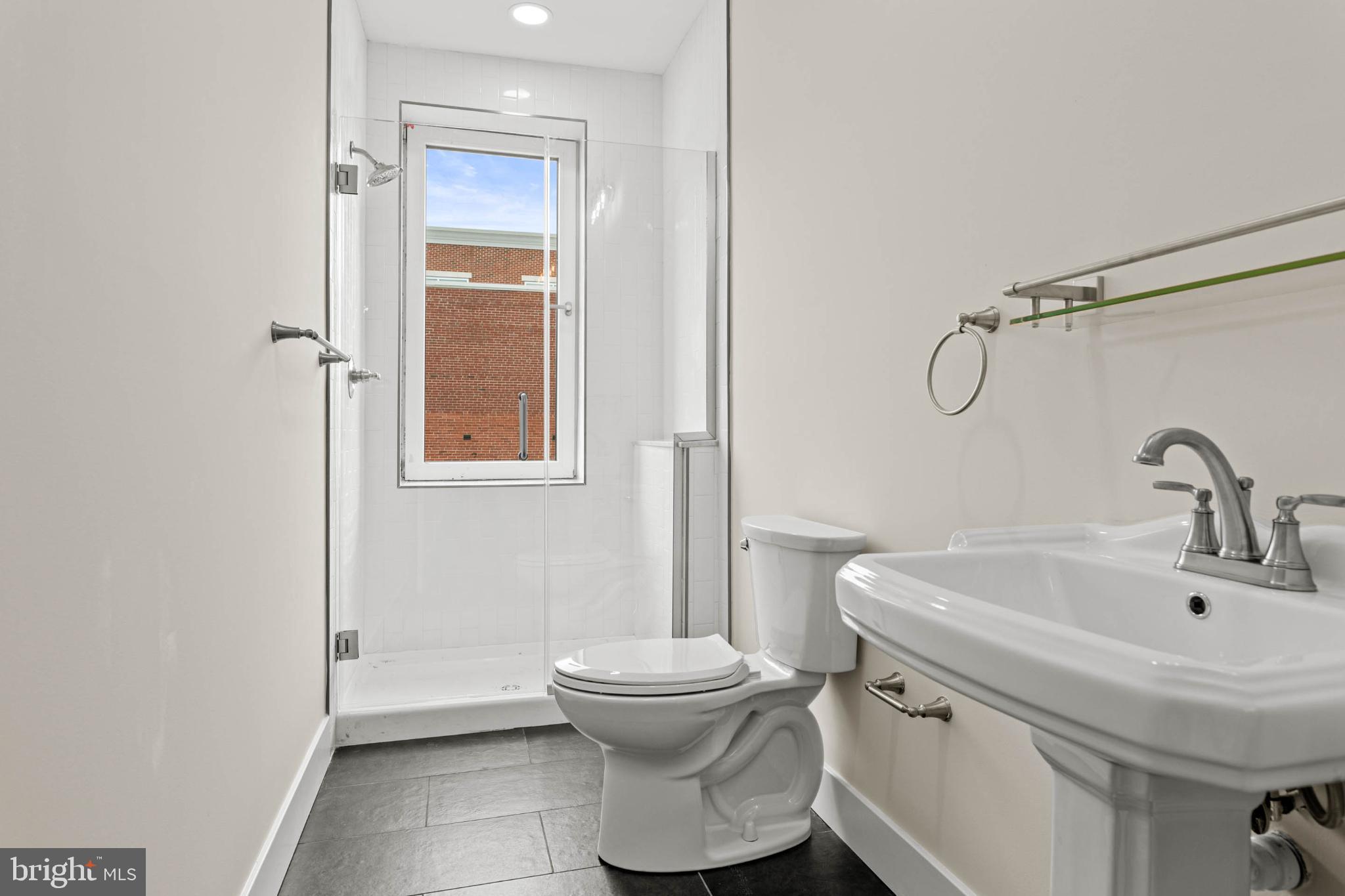 BRYN MAWR - Residential Lease