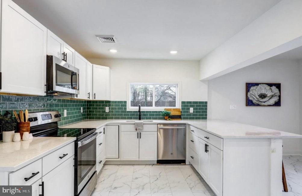 DAUPHIN COUNTY - Residential Lease