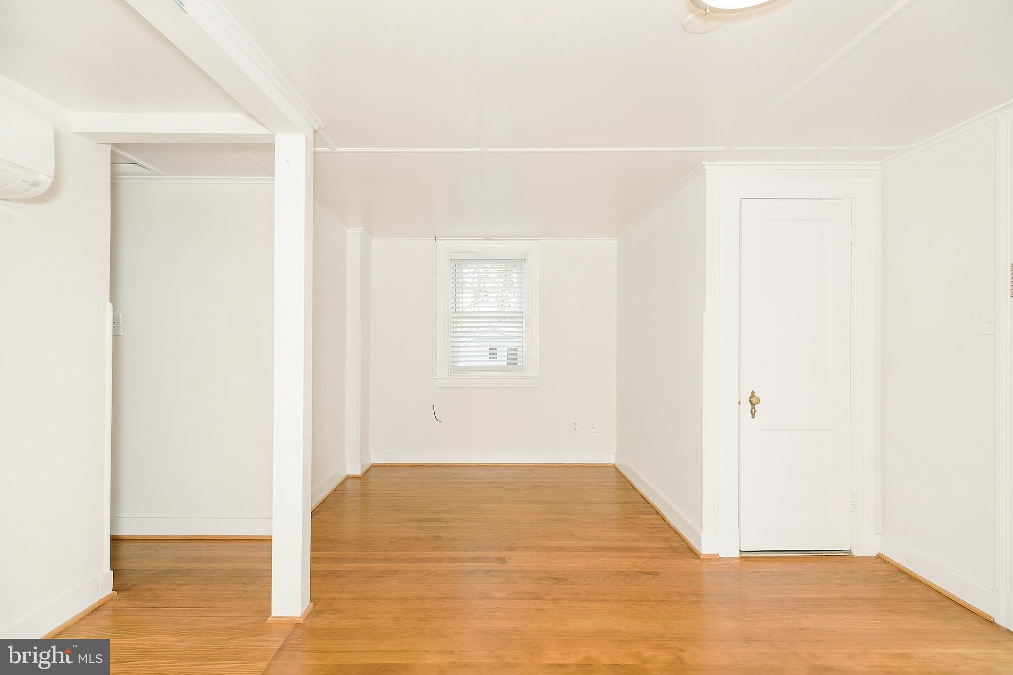 EASTPORT - Residential Lease