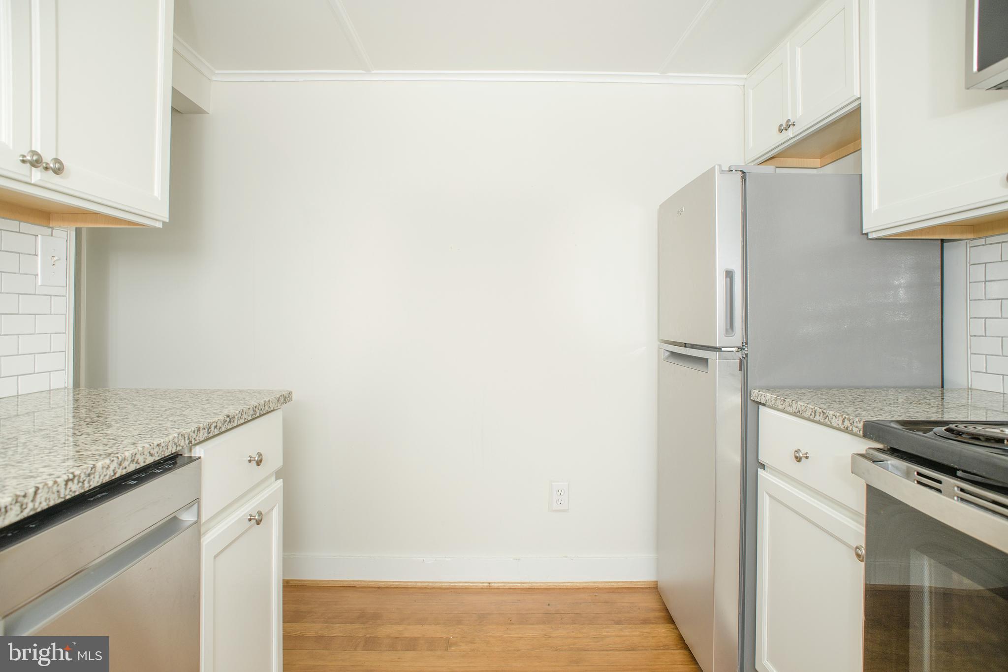 EASTPORT - Residential Lease