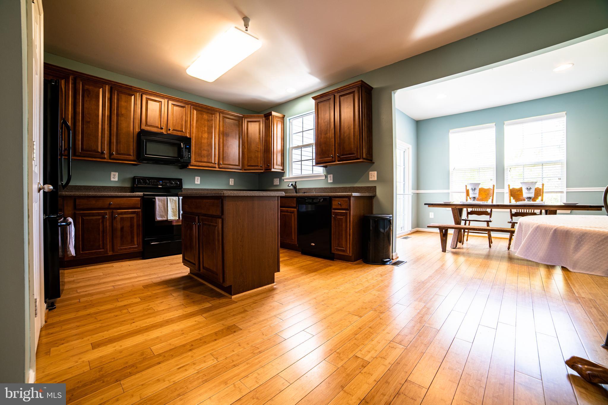 BALLENGER CREEK CENTER POND - Residential