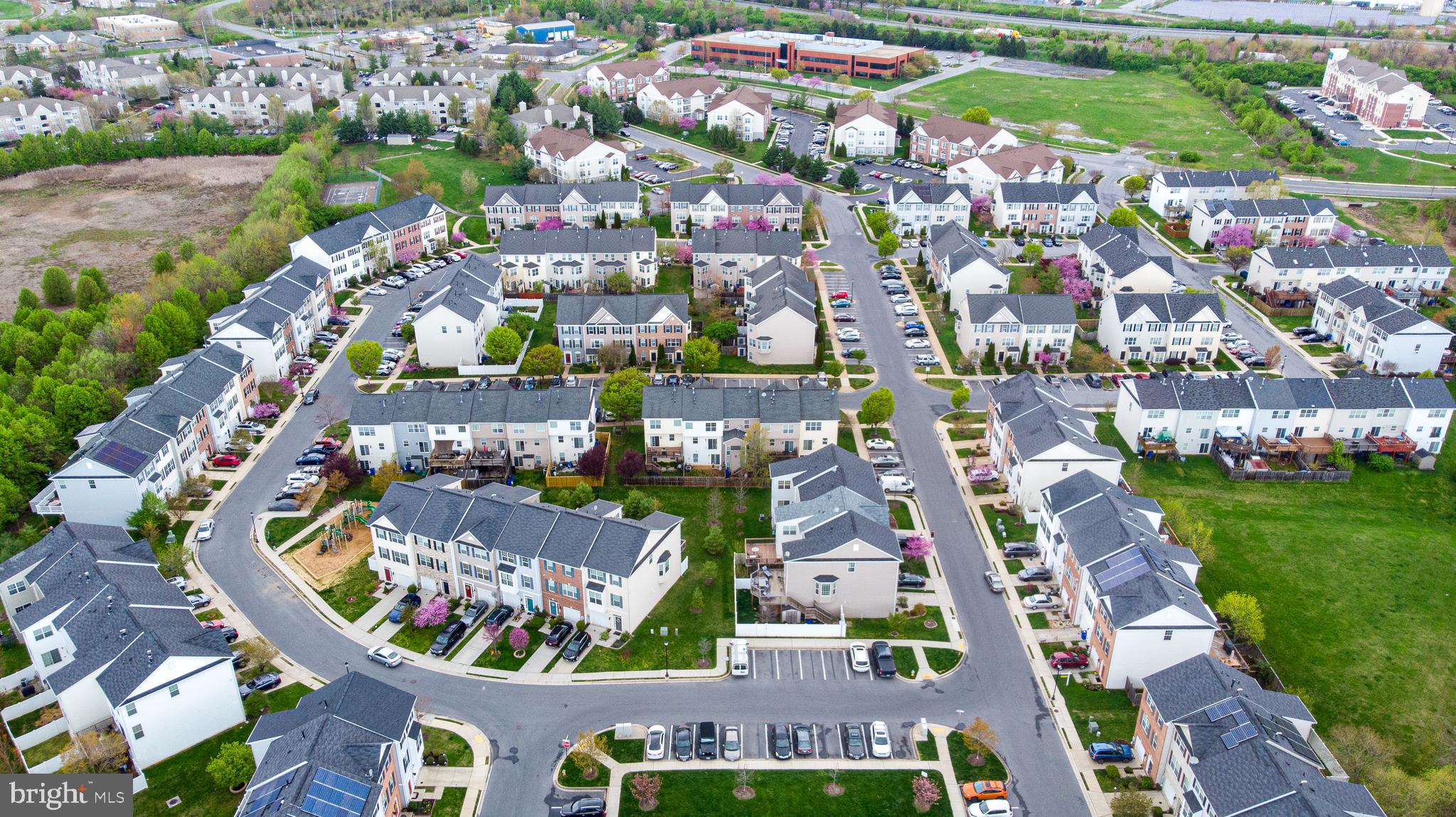 BALLENGER CREEK CENTER POND - Residential