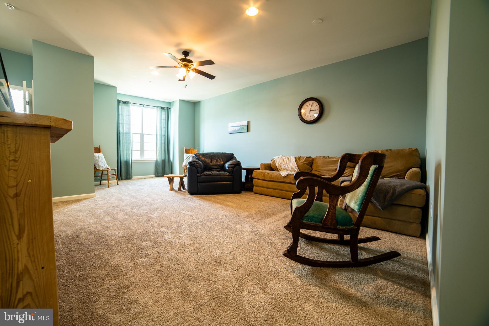 BALLENGER CREEK CENTER POND - Residential