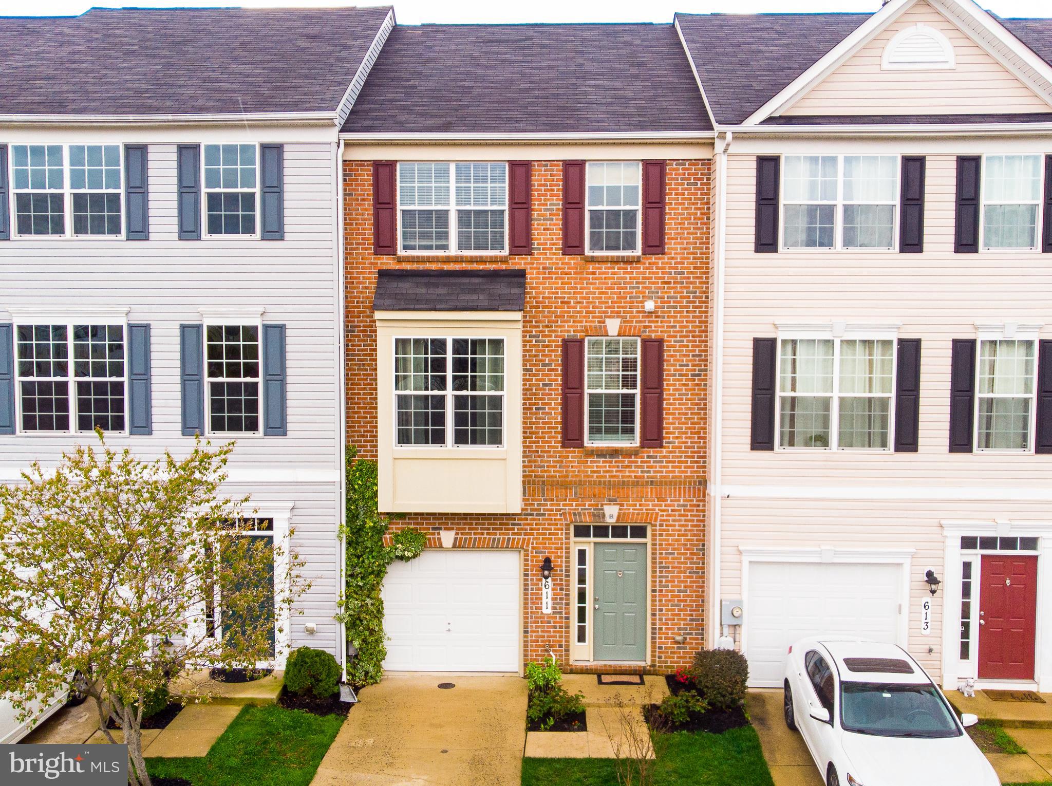 BALLENGER CREEK CENTER POND - Residential