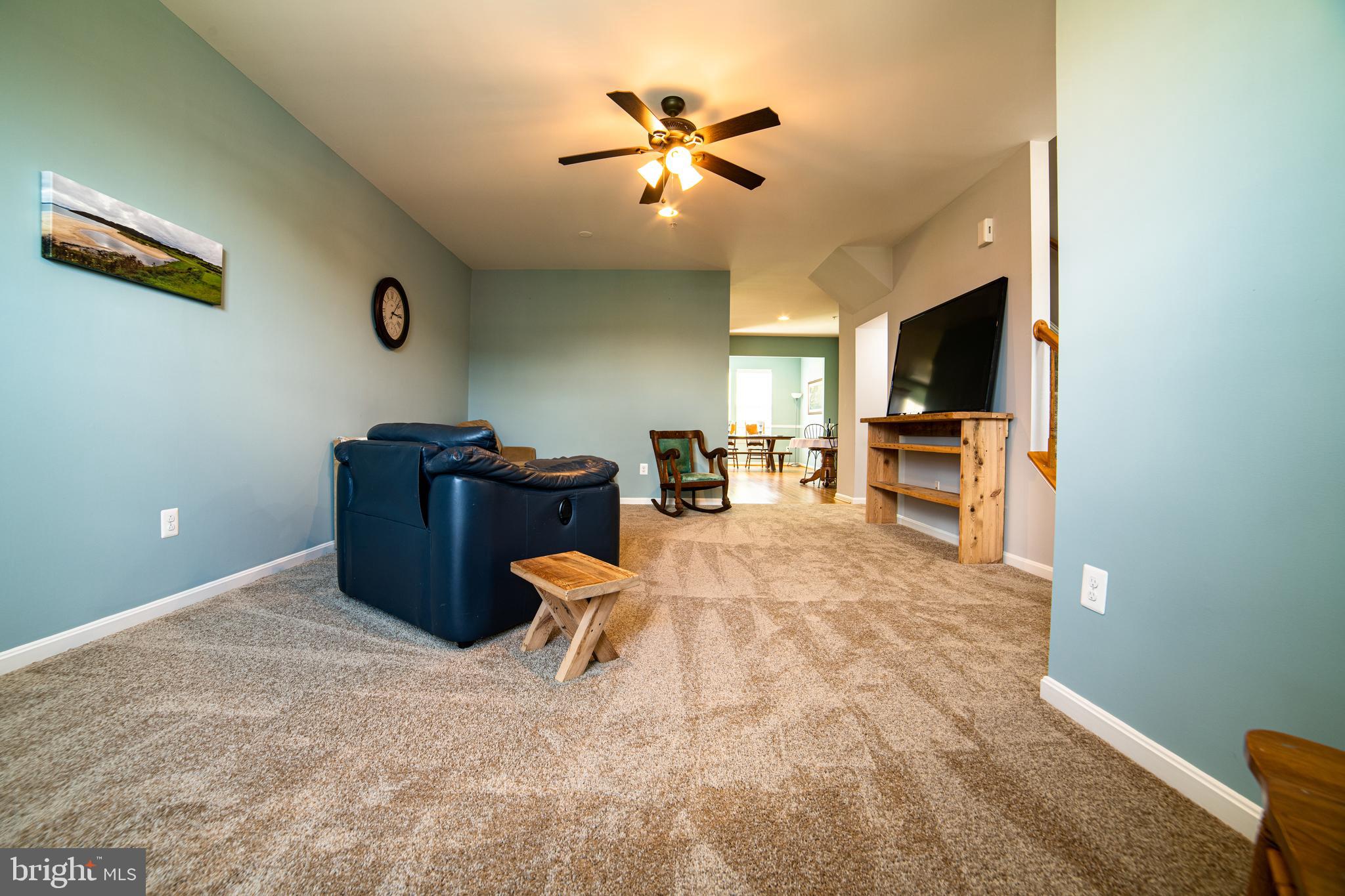 BALLENGER CREEK CENTER POND - Residential