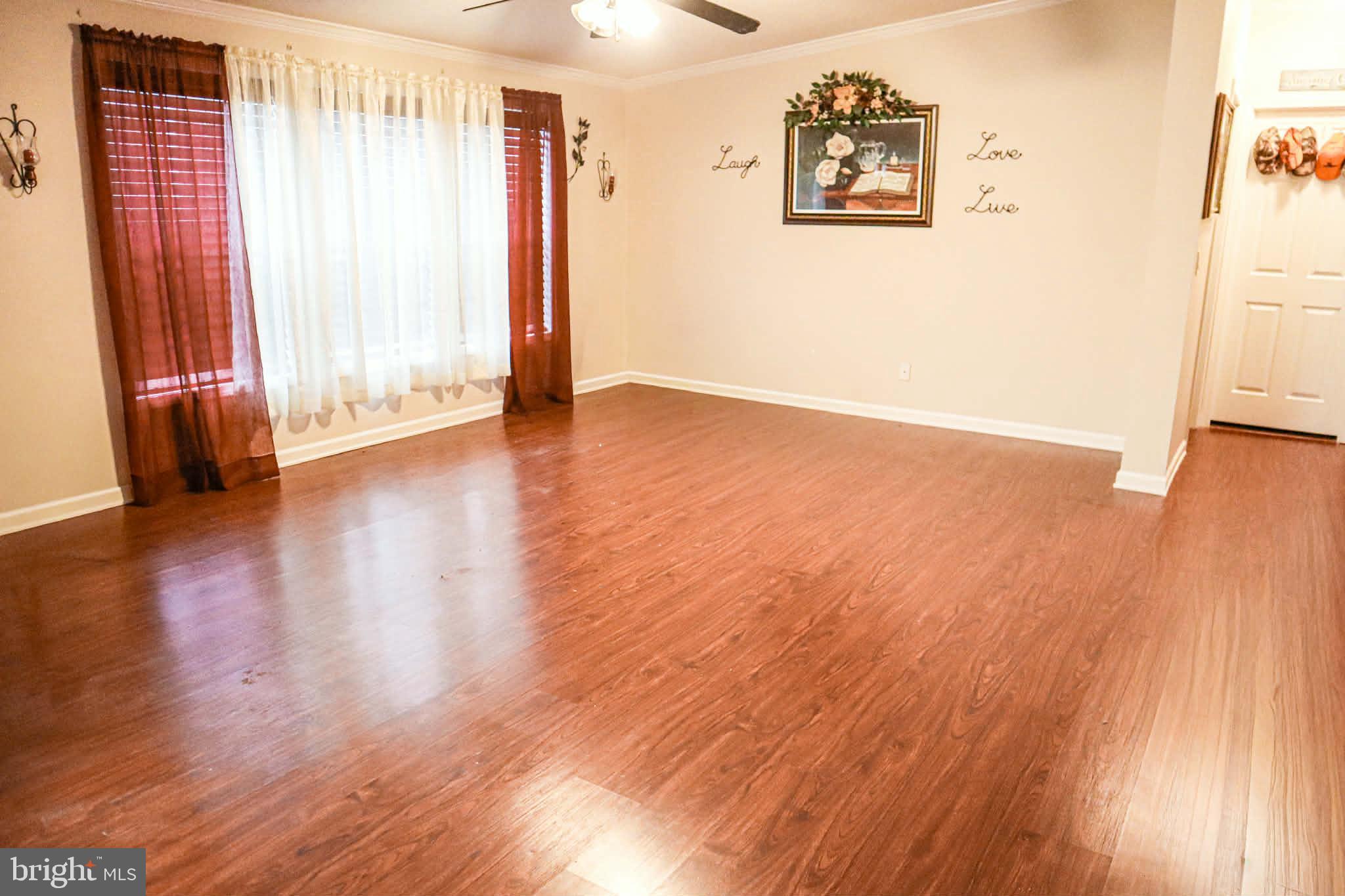 SHERWOOD FOREST - Residential