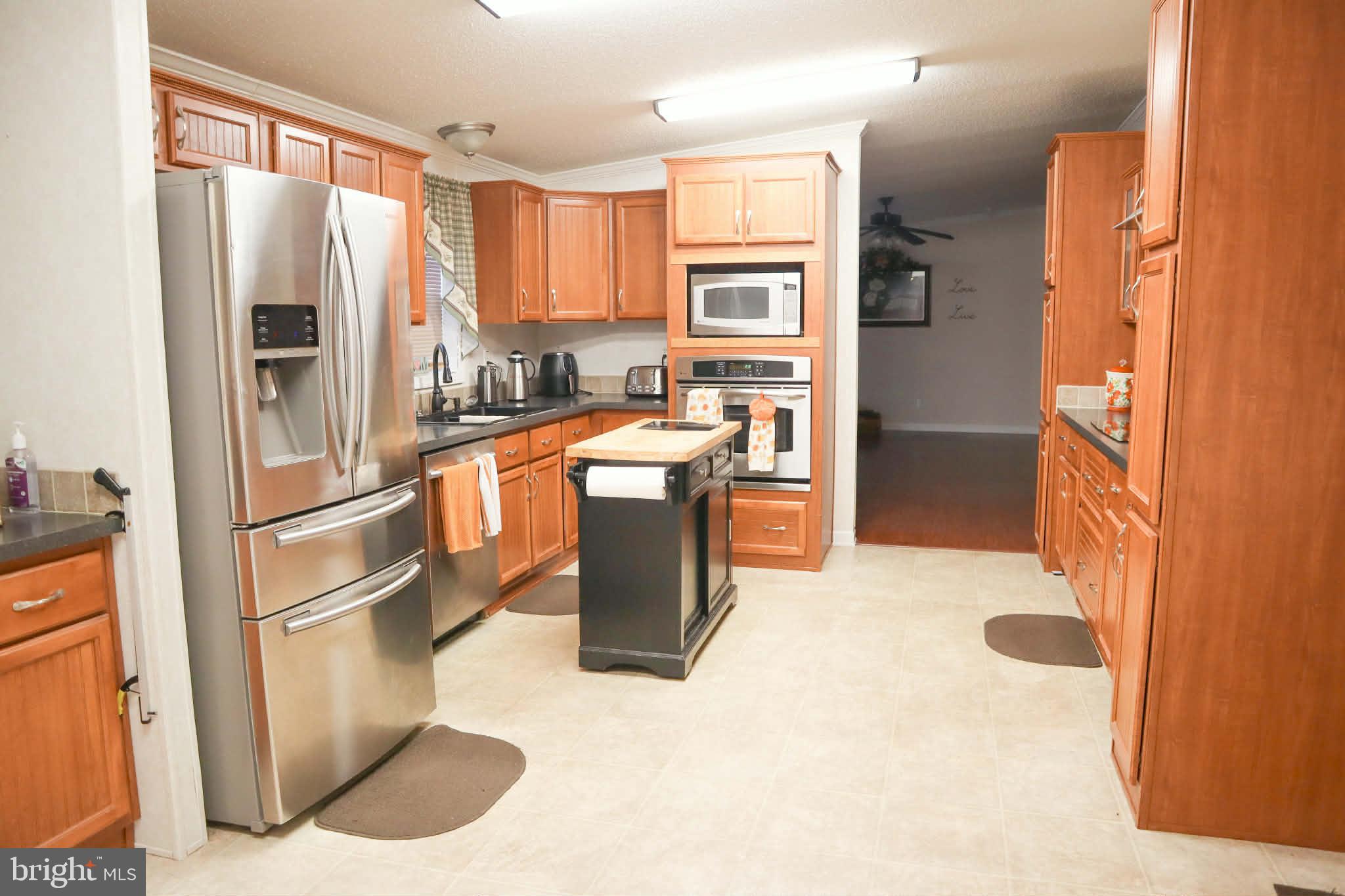 SHERWOOD FOREST - Residential