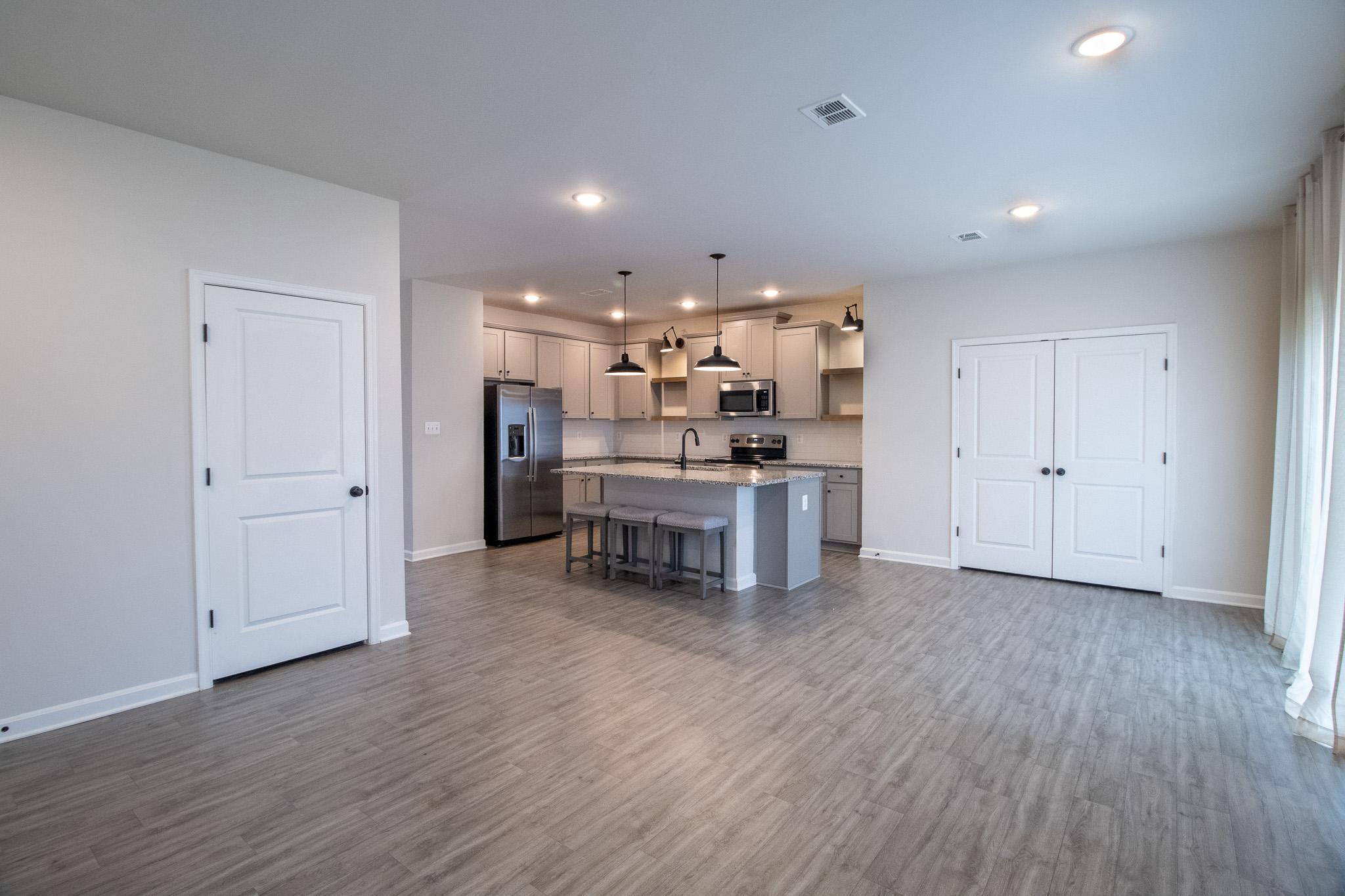 DILLON FARM - Residential