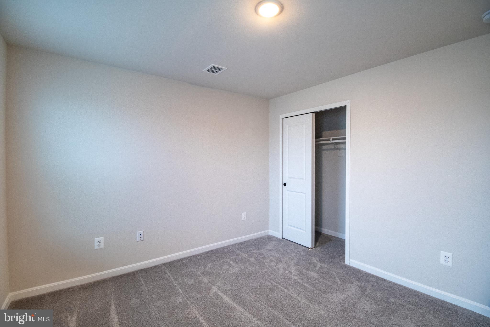 DILLON FARM - Residential