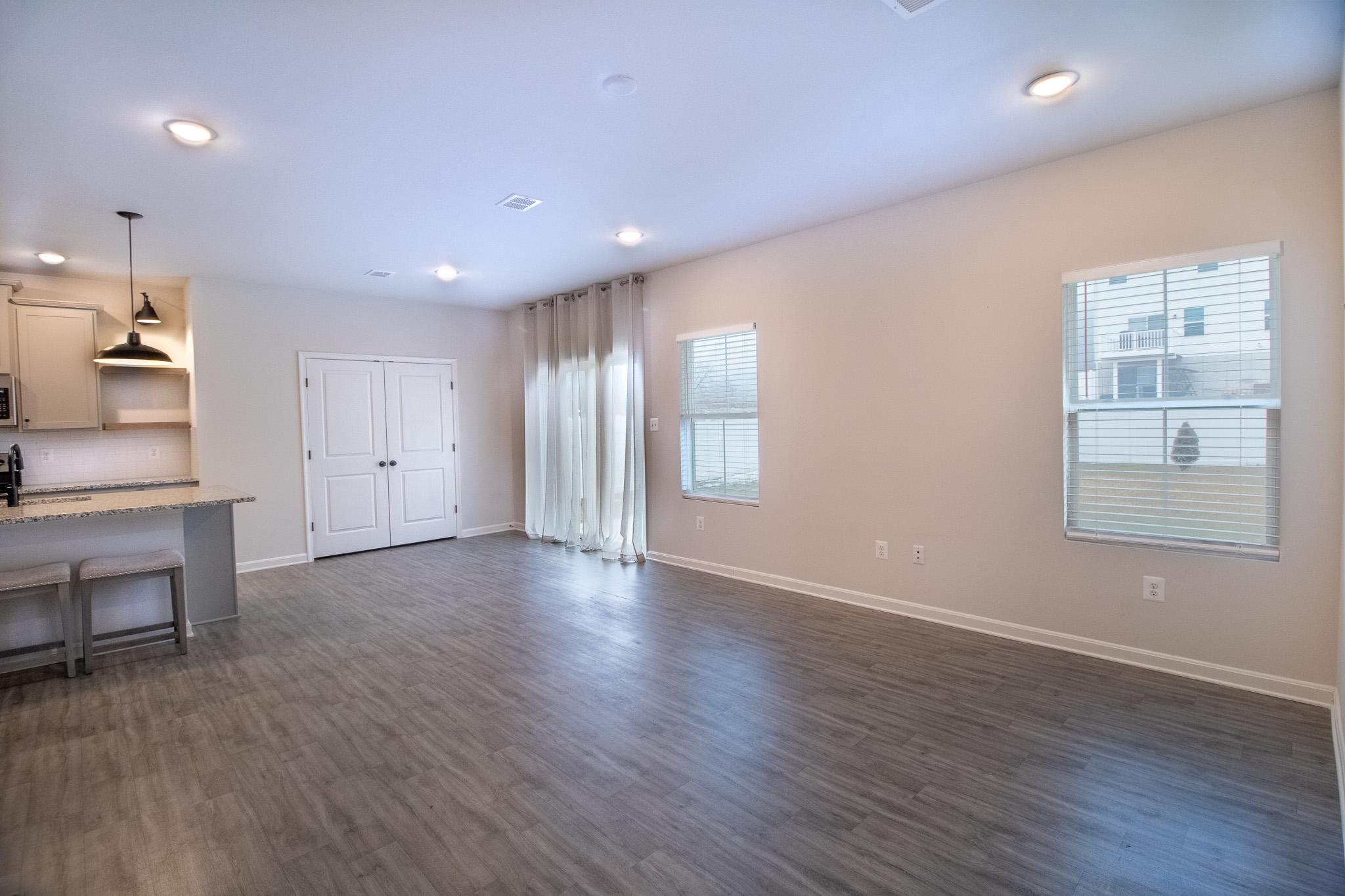 DILLON FARM - Residential