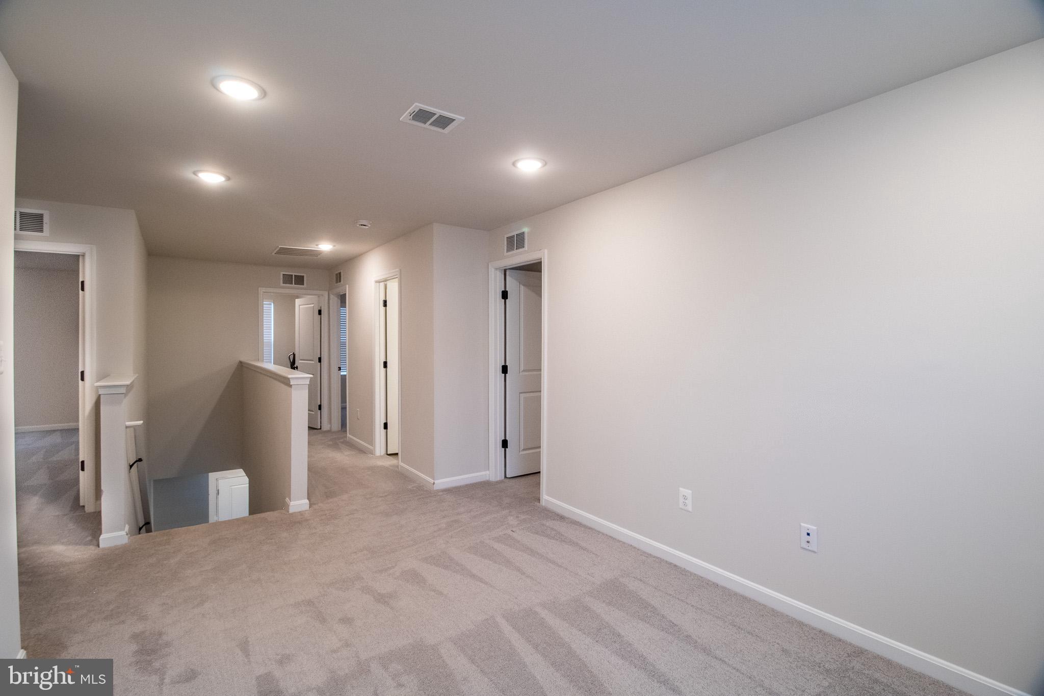 DILLON FARM - Residential