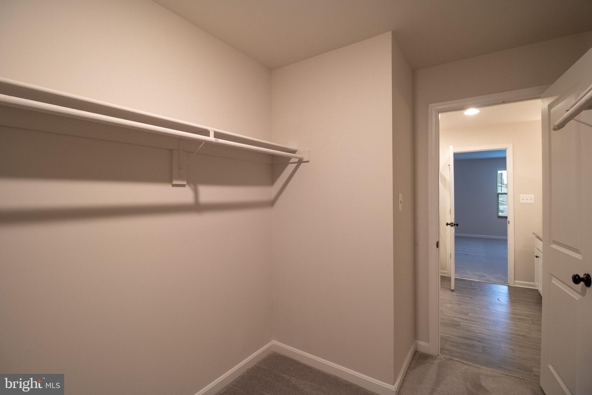 DILLON FARM - Residential