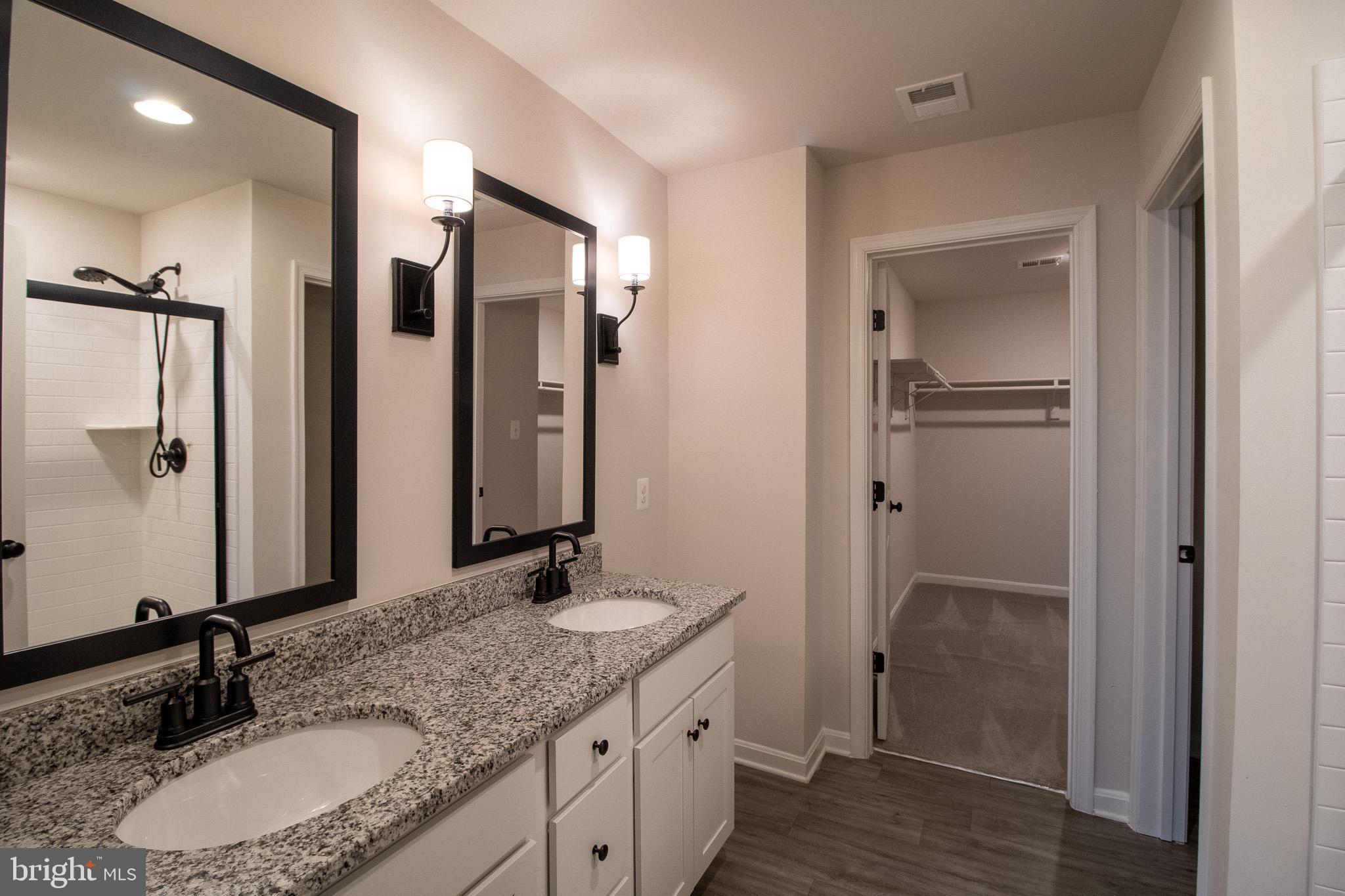 DILLON FARM - Residential