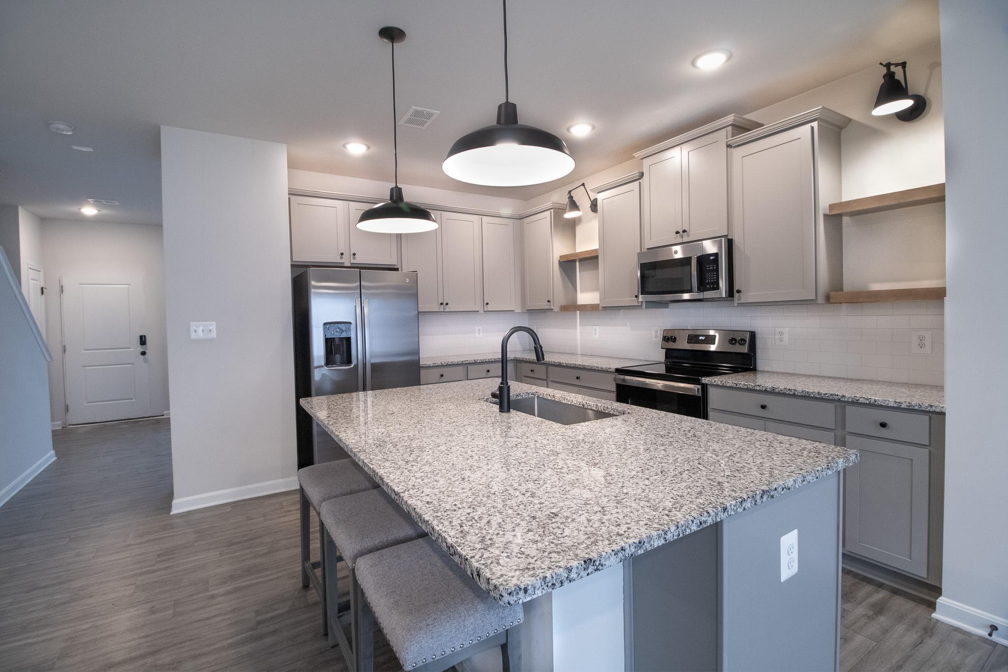 DILLON FARM - Residential