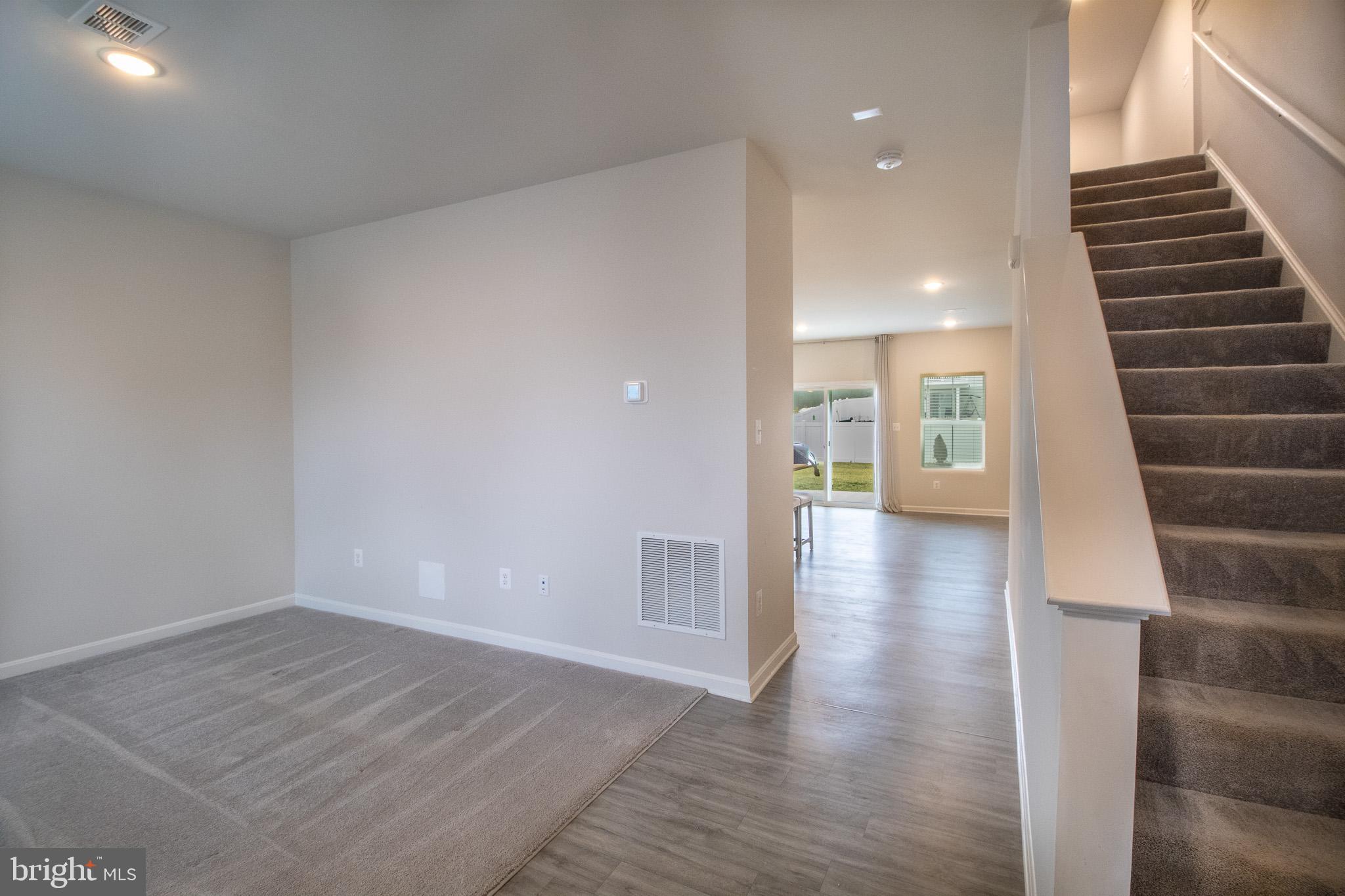 DILLON FARM - Residential