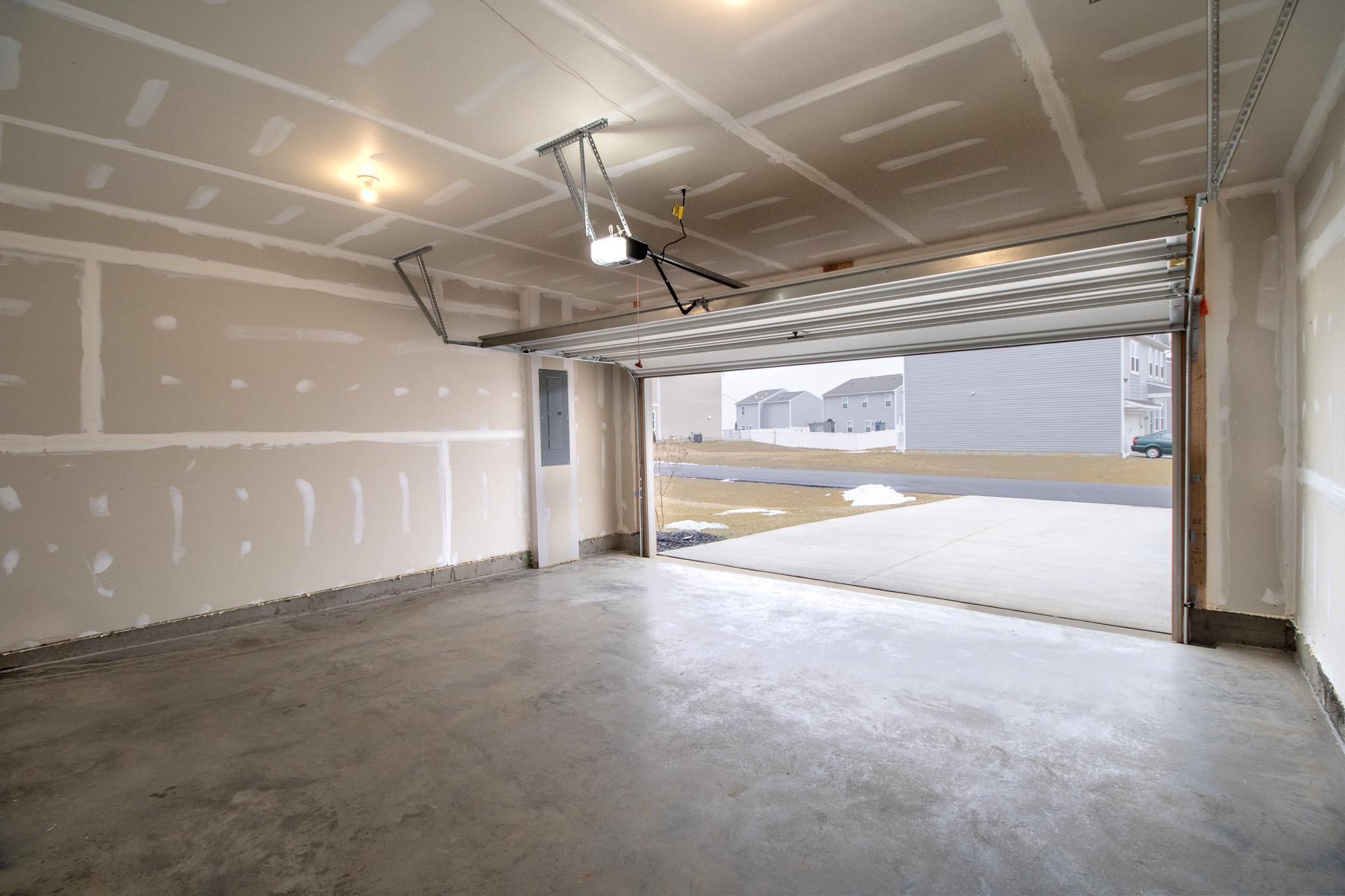 DILLON FARM - Residential