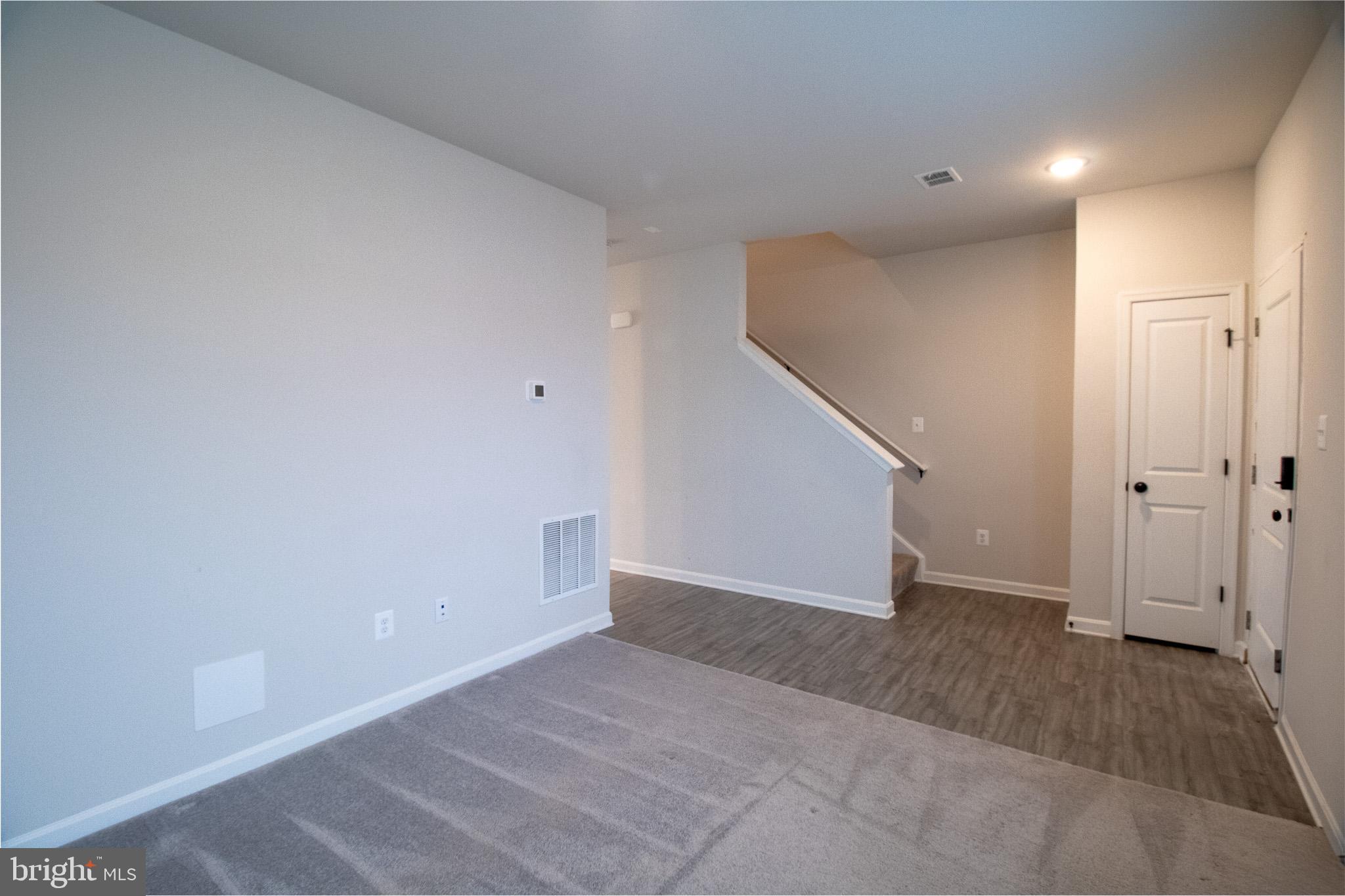 DILLON FARM - Residential