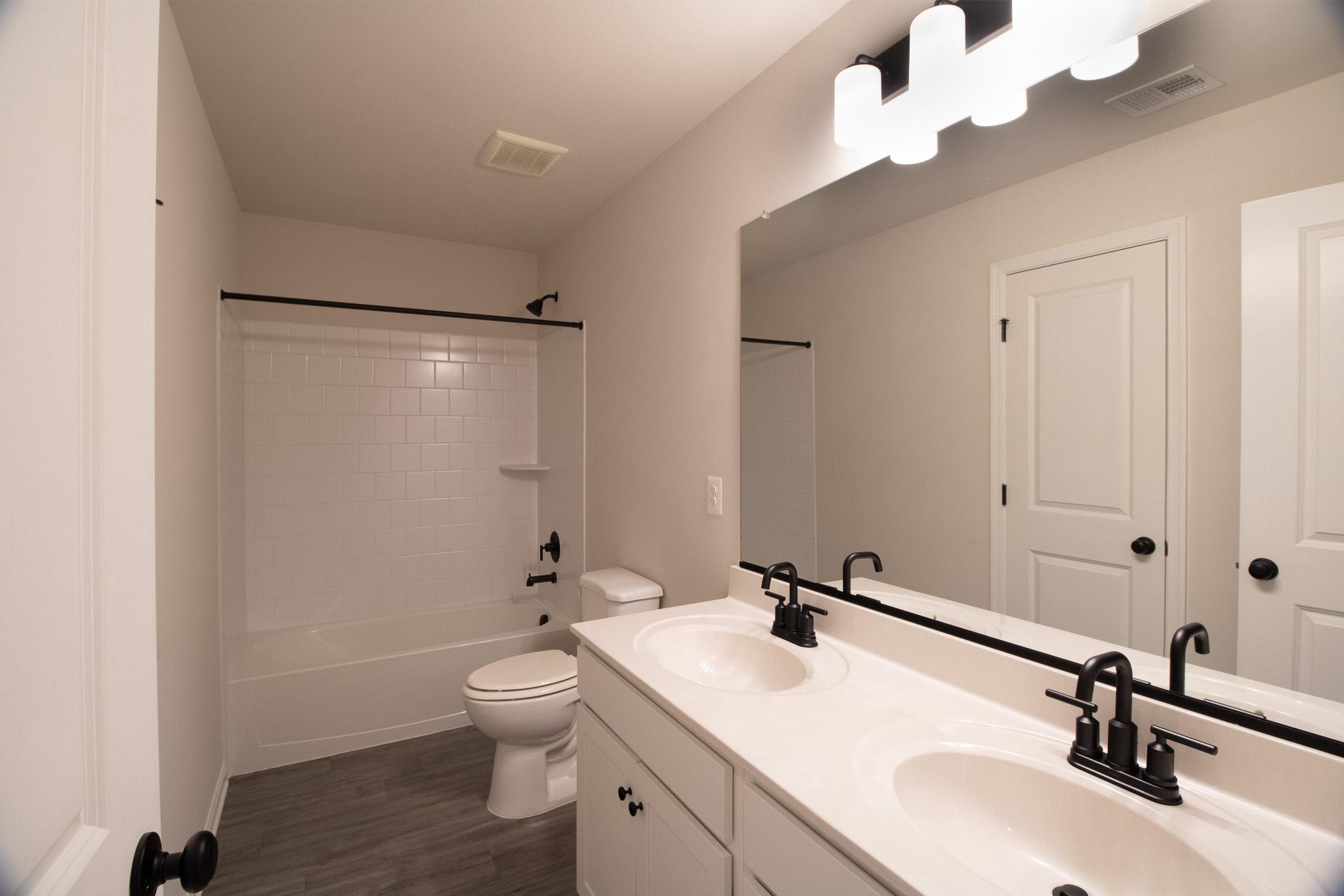 DILLON FARM - Residential