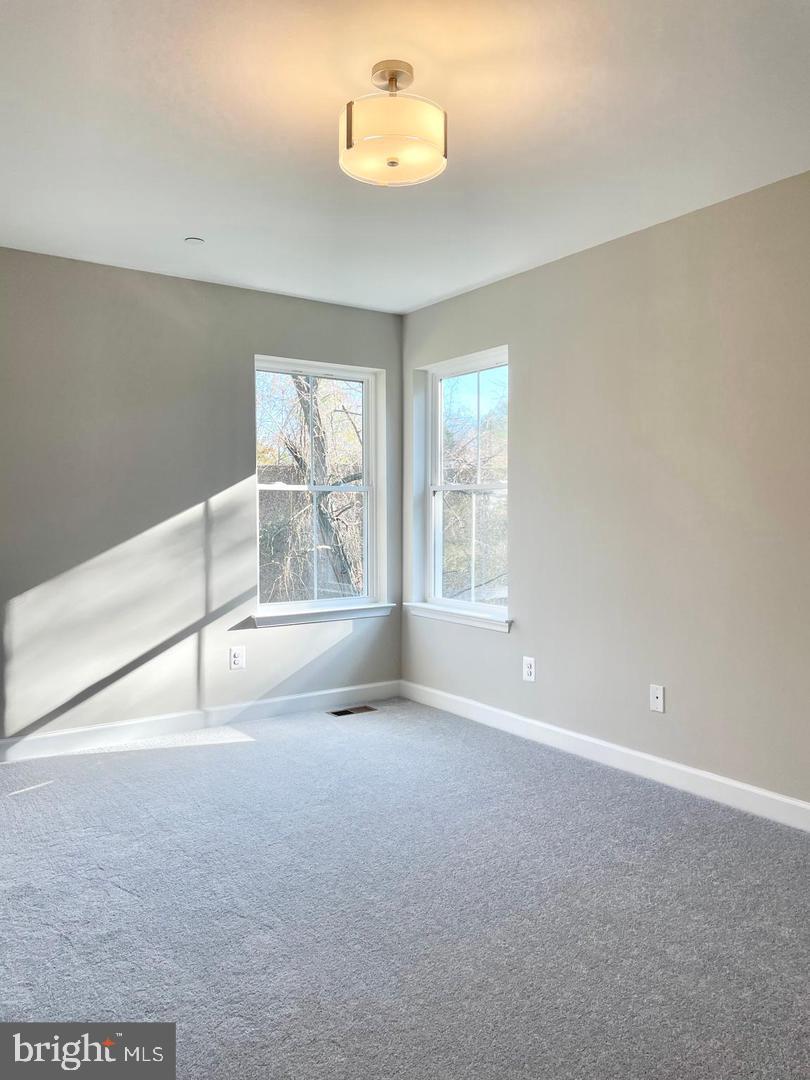 AVALON SHORES - Residential