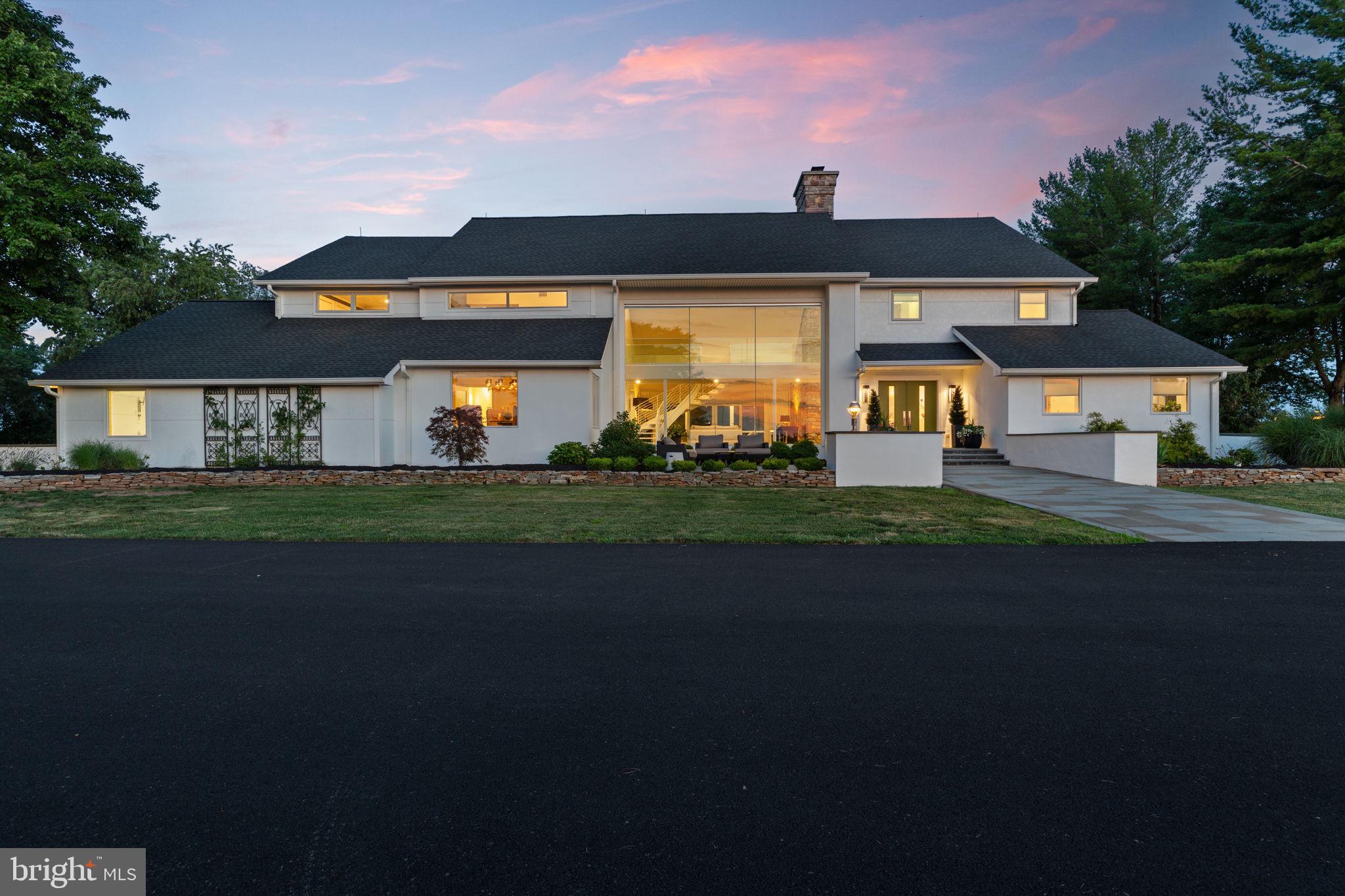 1088 HIGHLAND ROAD