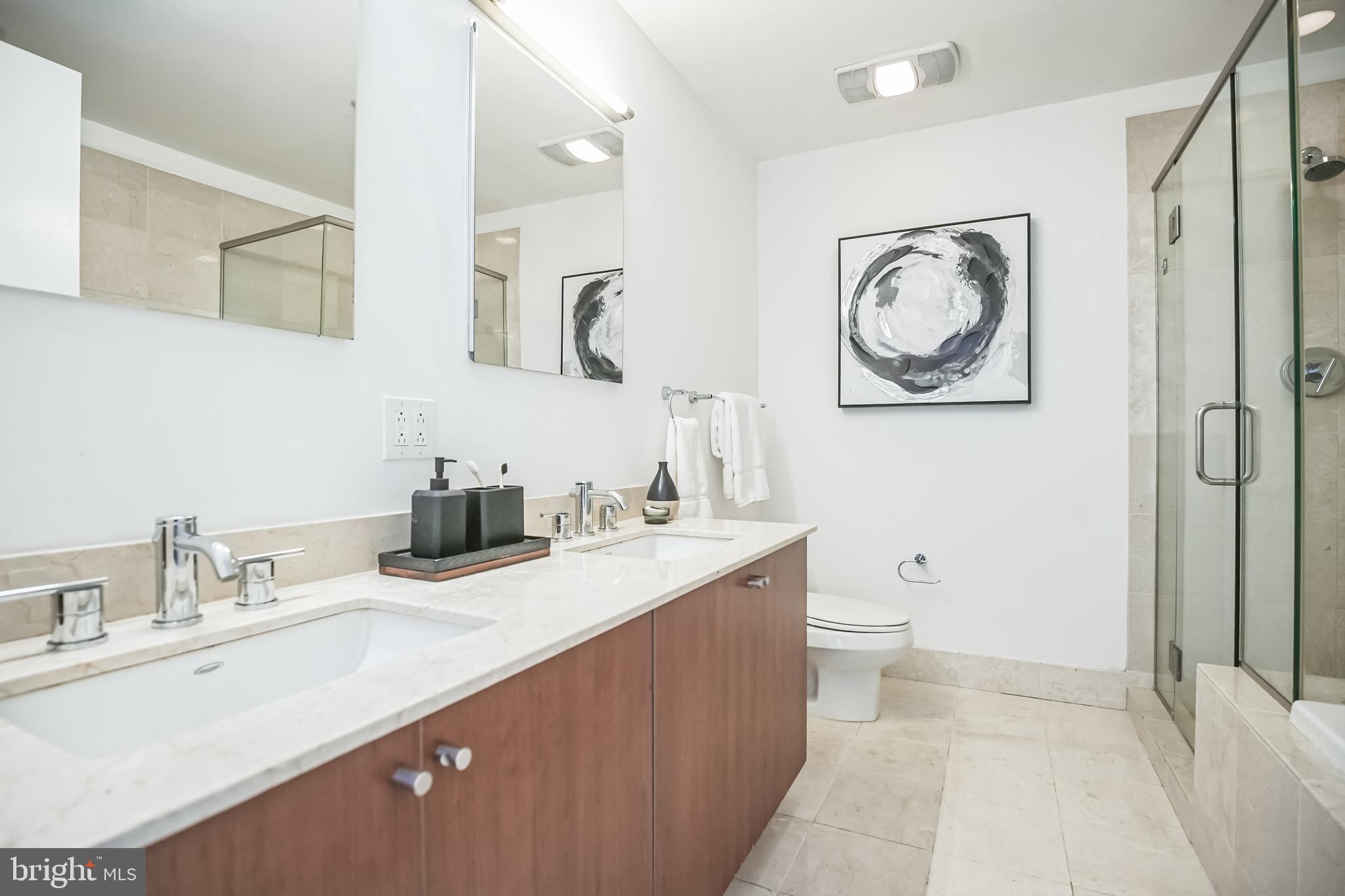 WASHINGTON SQ WEST - Residential