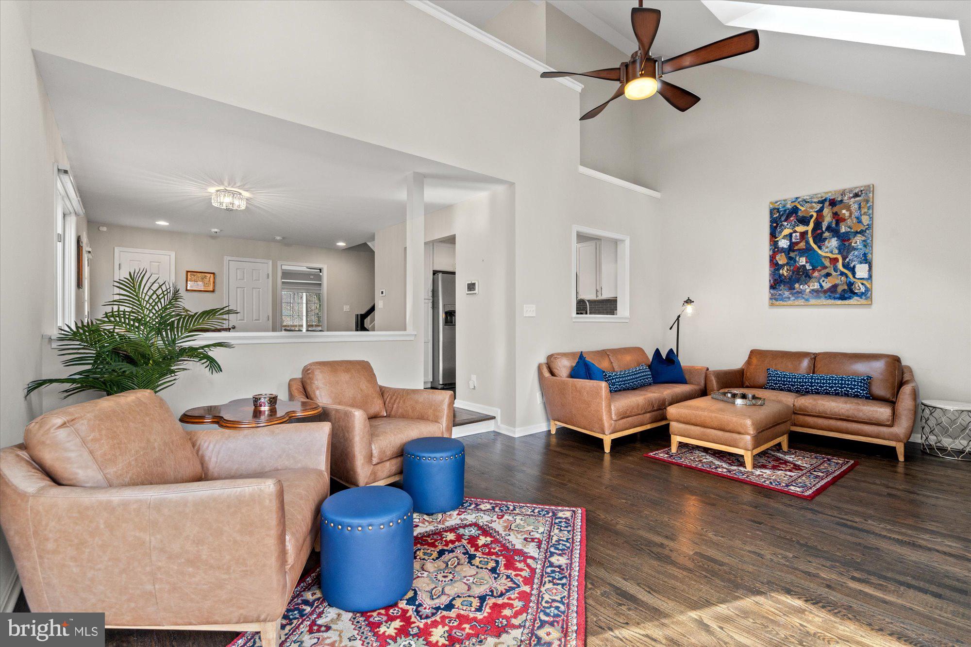 FAIR LAKES - Residential