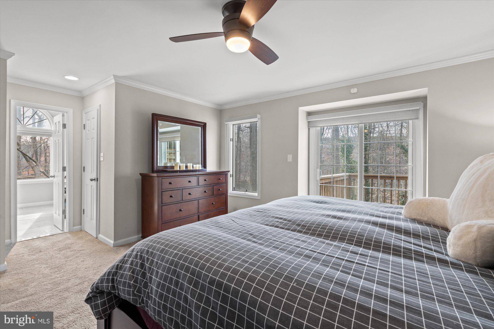 FAIR LAKES - Residential