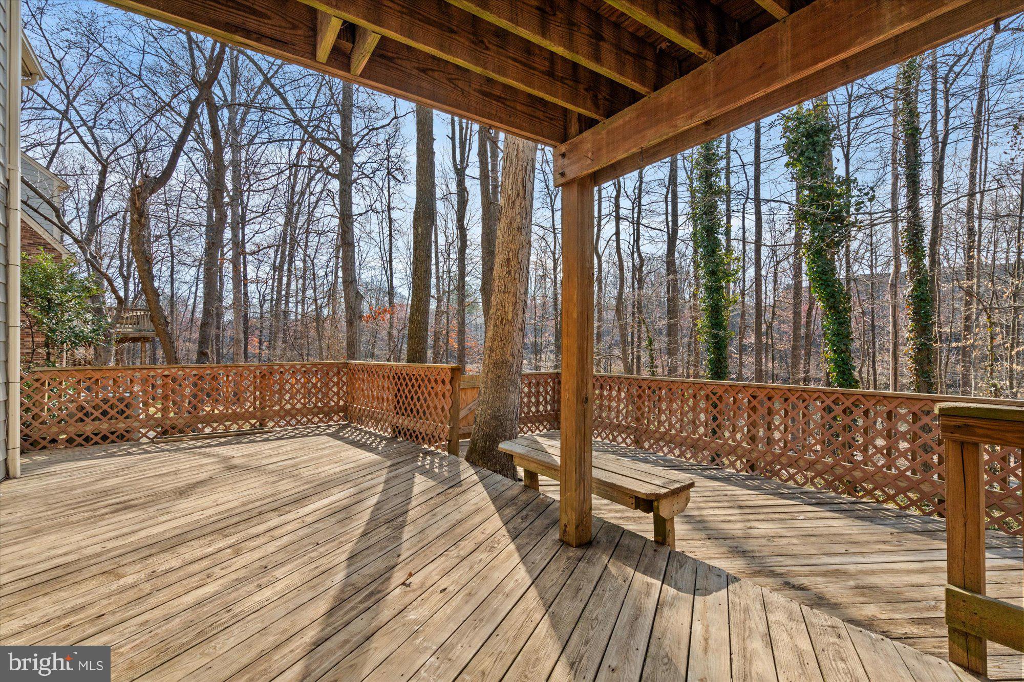 FAIR LAKES - Residential