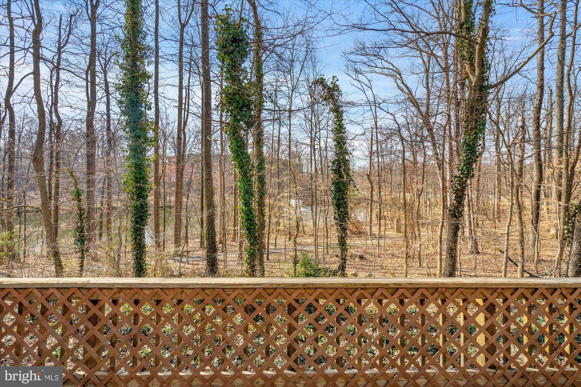 FAIR LAKES - Residential