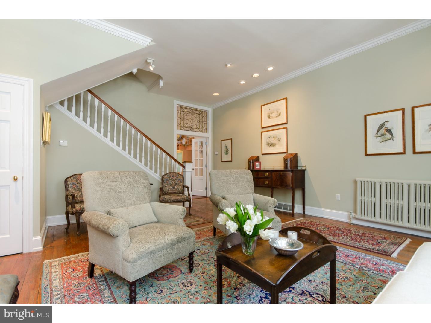 WASHINGTON SQ - Residential