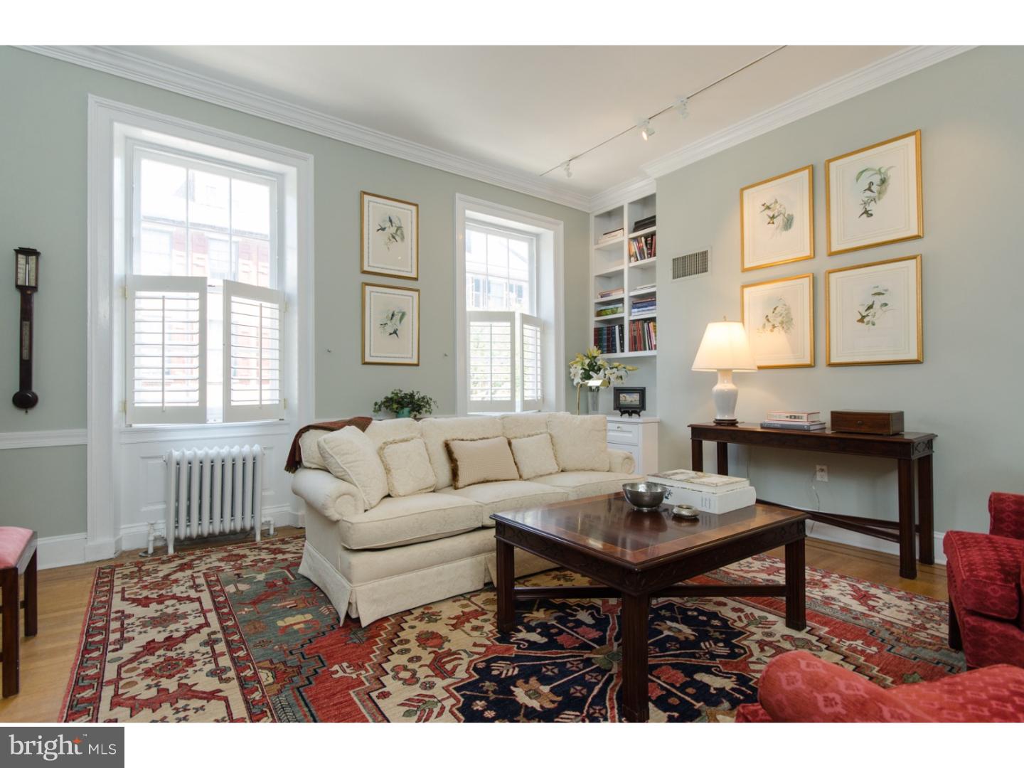 WASHINGTON SQ - Residential