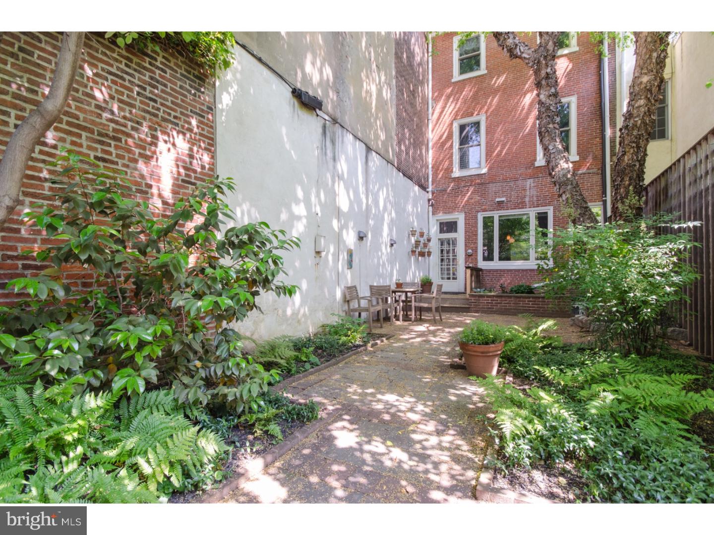 WASHINGTON SQ - Residential