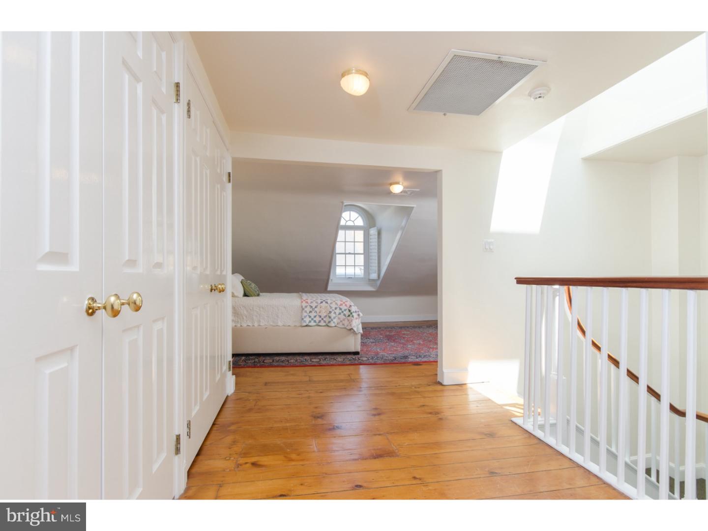 WASHINGTON SQ - Residential