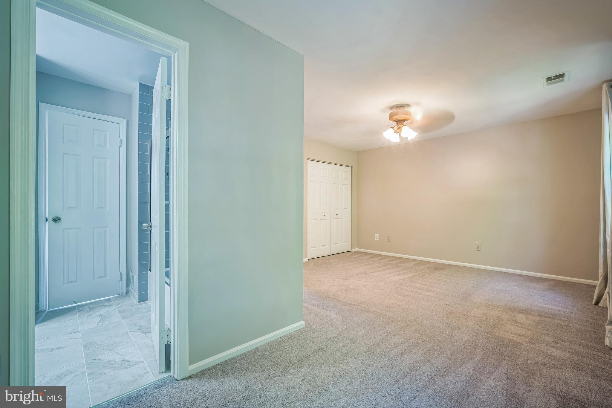 LONDON TOWN WEST - Residential Lease