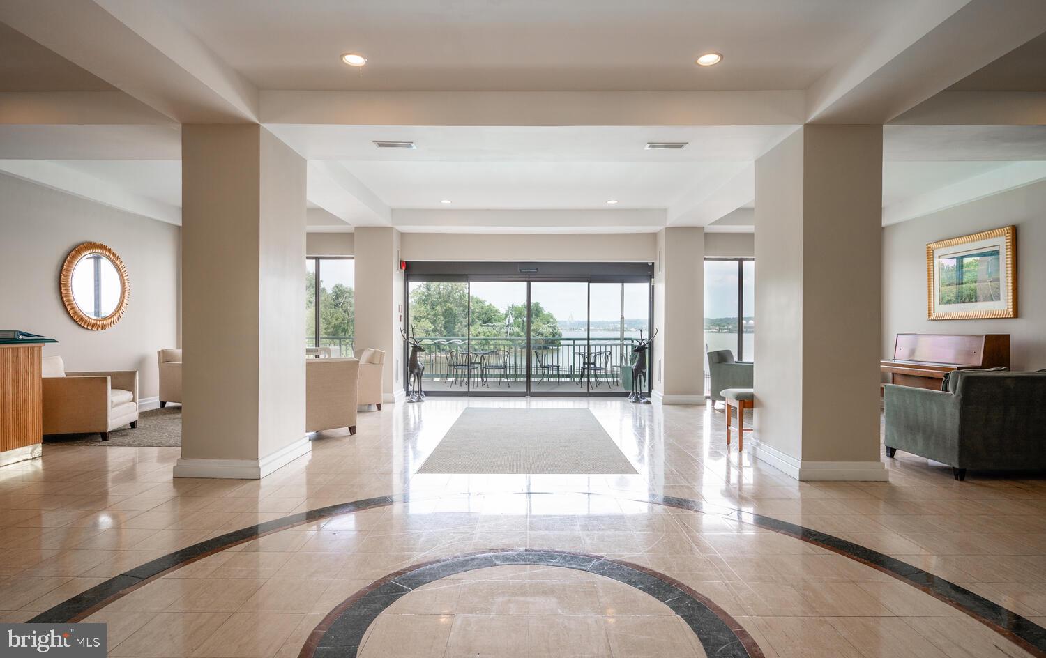 MARINA TOWERS - Residential Lease