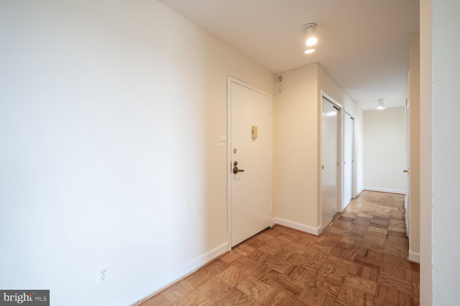 MARINA TOWERS - Residential Lease