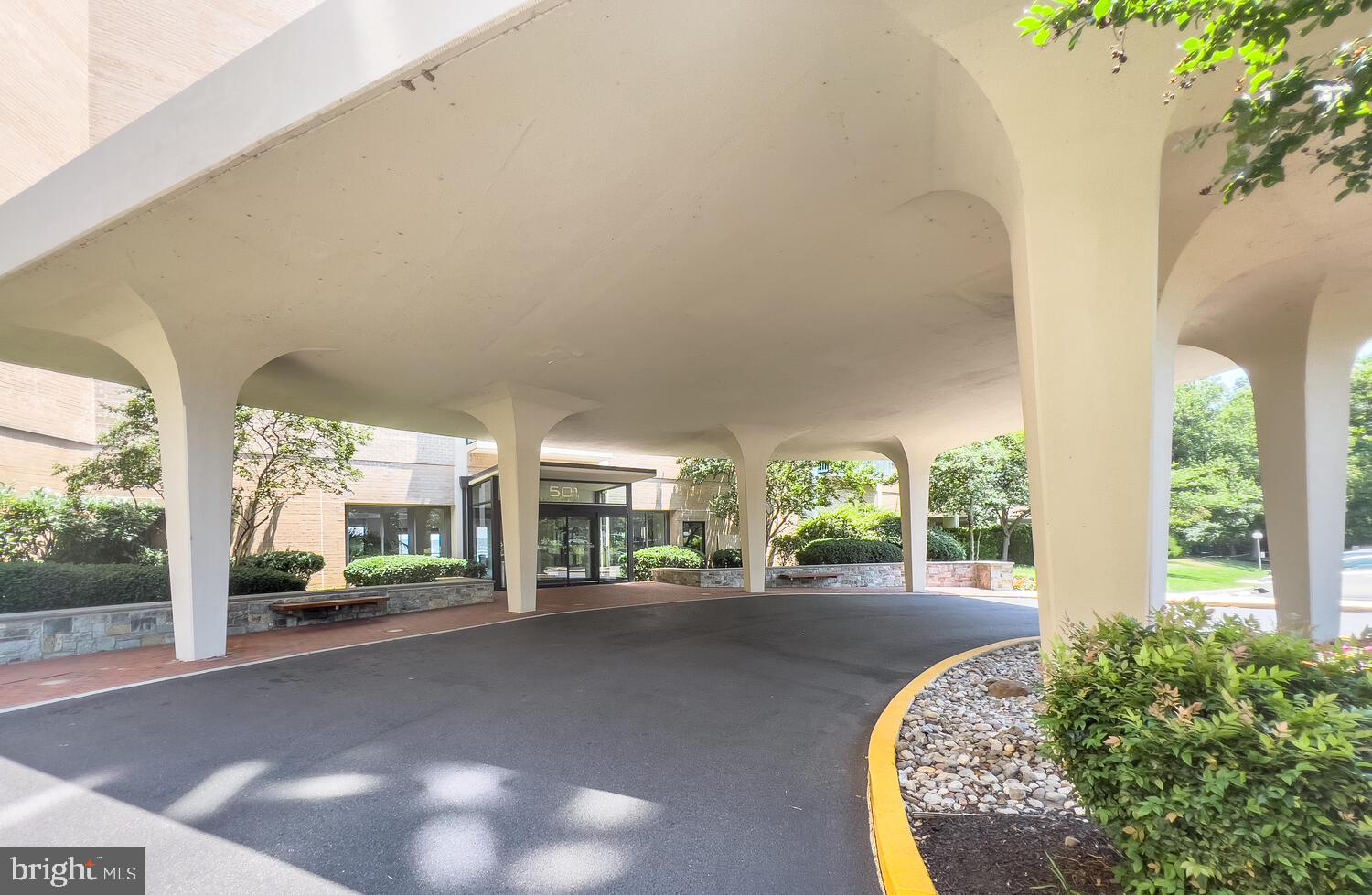 MARINA TOWERS - Residential Lease