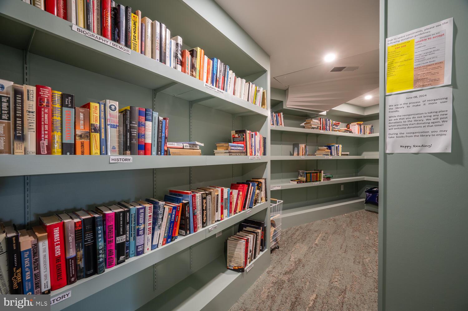 MARINA TOWERS - Residential Lease