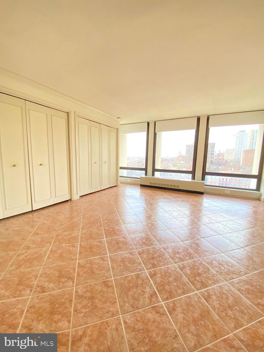 Society Hill Towers studio residence offering floor-to-ceiling windows boasting Center City skyline views. This home features a tile floor, recently renovated kitchen and updated bathroom. Residents enjoy 24 hour doorman, underground parking available for rent, access to the fitness room and outdoor pool for a fee, available hospitality suite for a fee, on-site Philly Car Share, coin operated laundry room in basement, and shopping plaza on site with market, dry cleaner, beauty salon and restaurant.