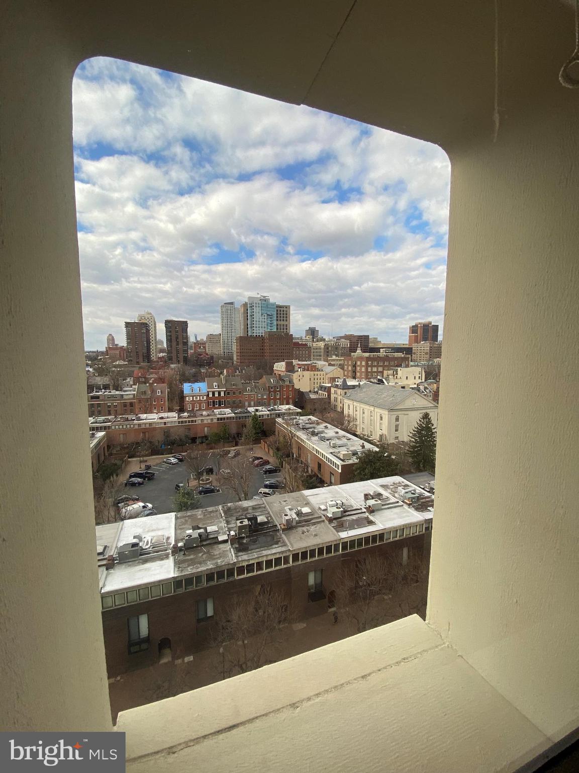 SOCIETY HILL - Residential Lease
