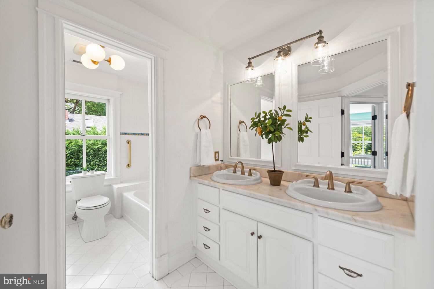 CHERRYDALE - Residential