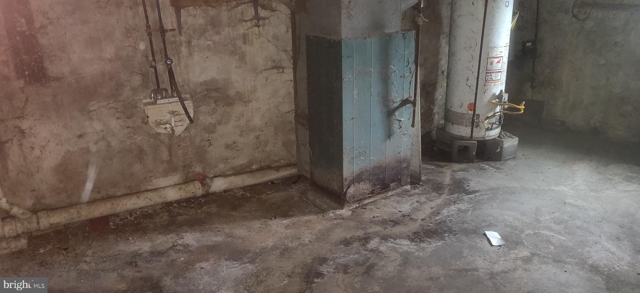 GERMANTOWN (EAST) - Residential