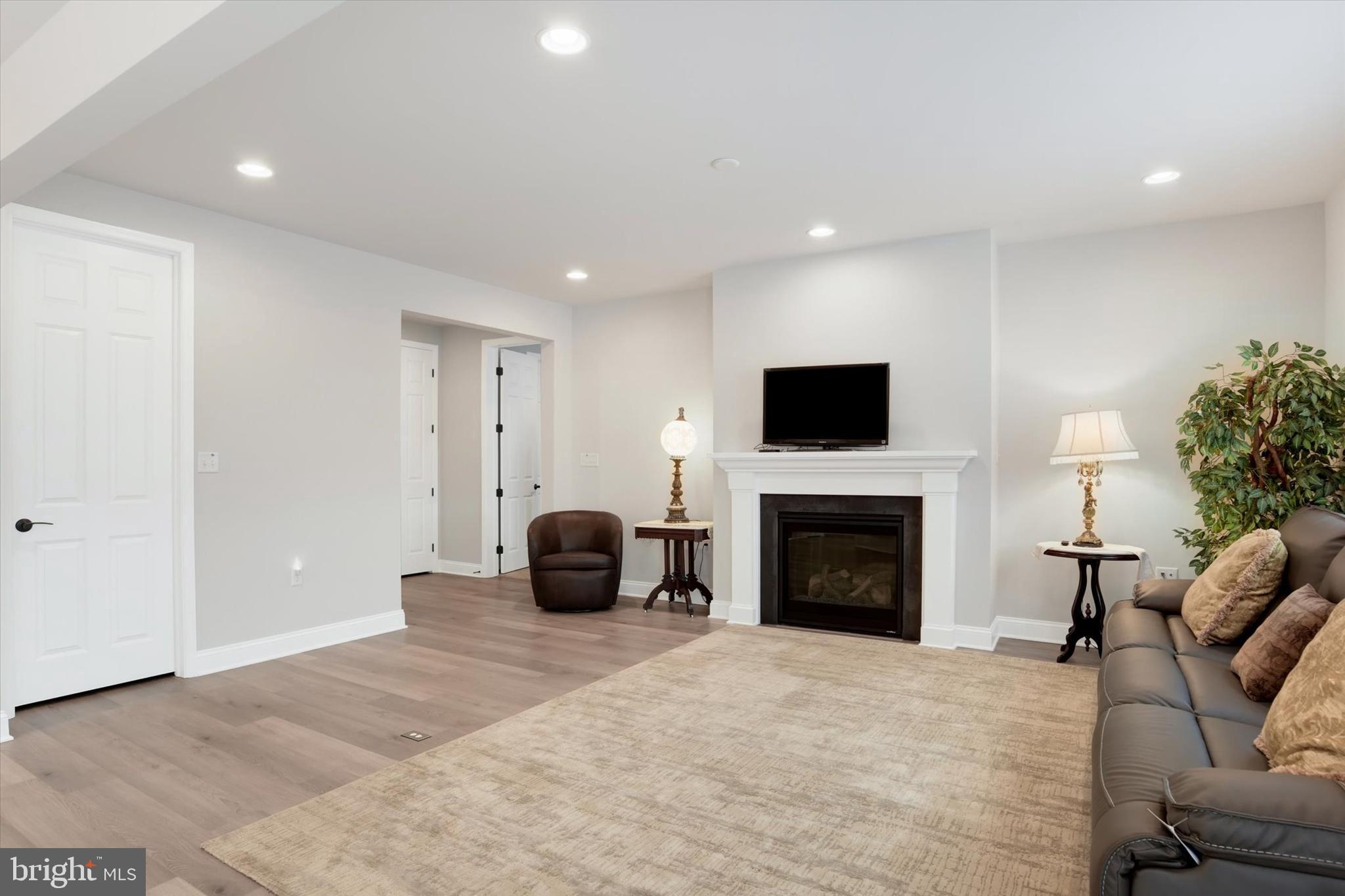 TATTERSALL - Residential