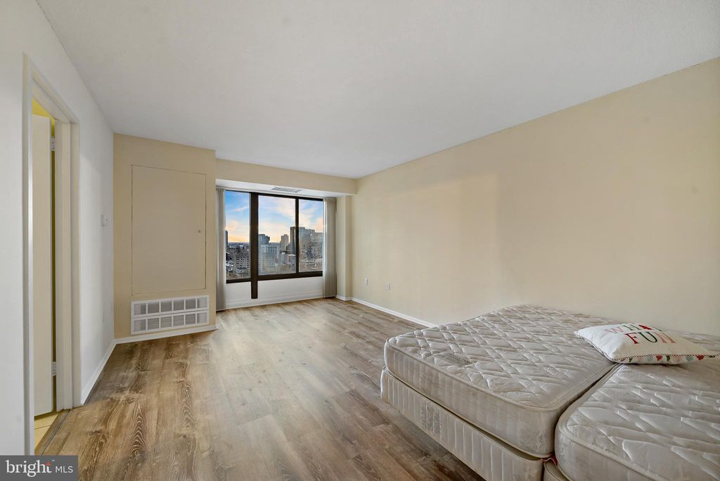 Photo of 2001 Hamilton St #2016, PHILADELPHIA, PA 19130 (MLS # PAPH2580712)