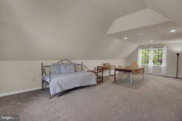 FAIRWAY ESTATES - Residential