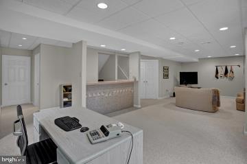 FAIRWAY ESTATES - Residential