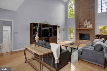 FAIRWAY ESTATES - Residential