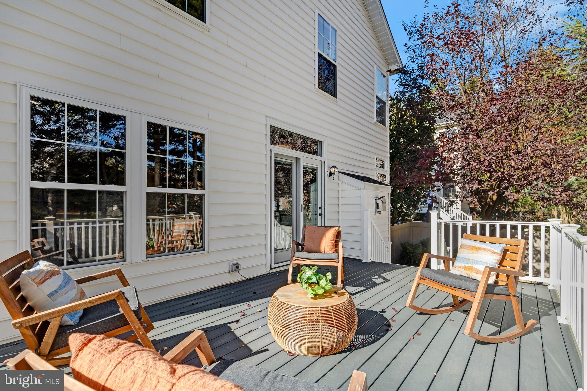 LORTON TOWN CNTR LANDBAY - Residential