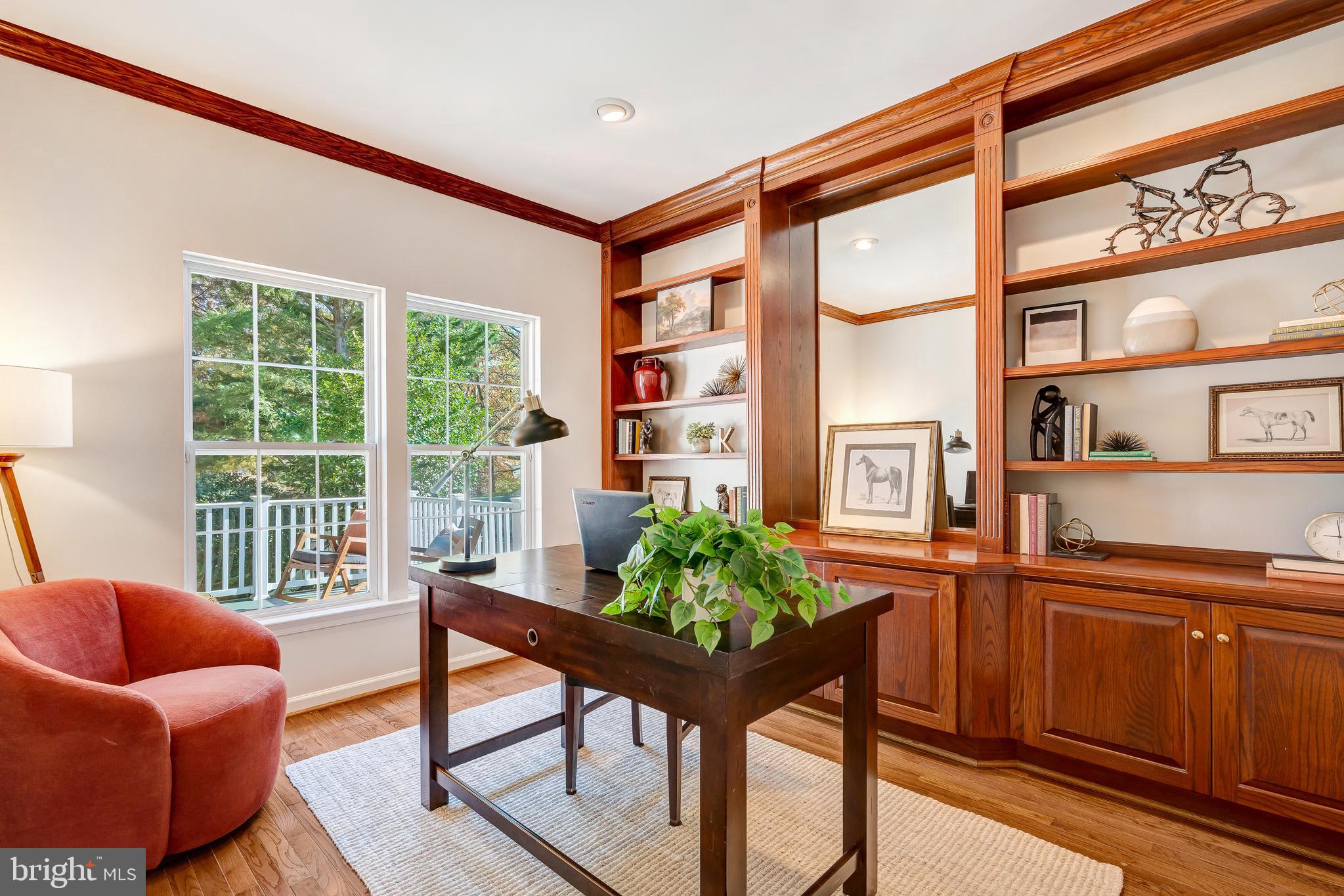 LORTON TOWN CNTR LANDBAY - Residential