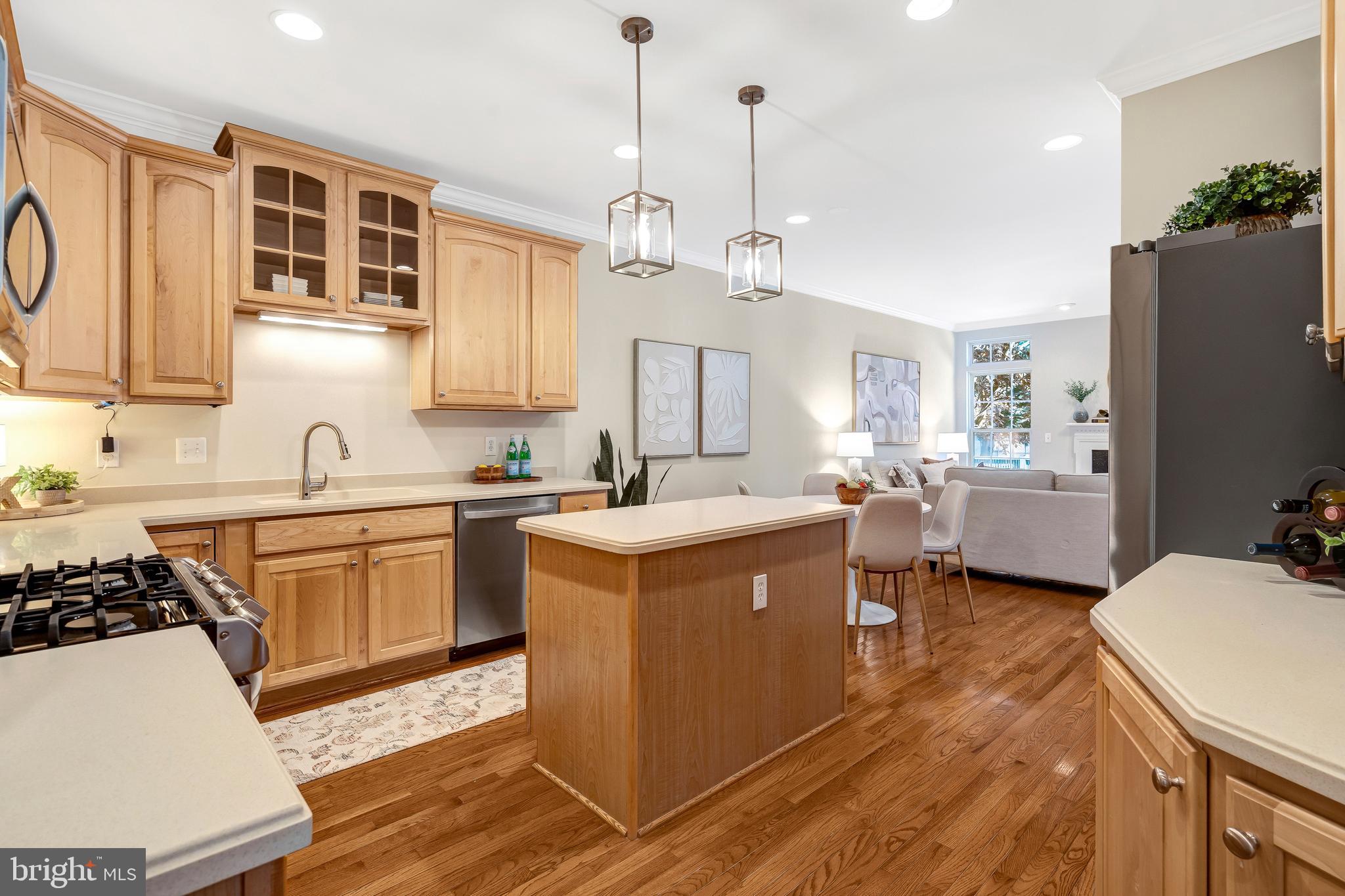 LORTON TOWN CNTR LANDBAY - Residential